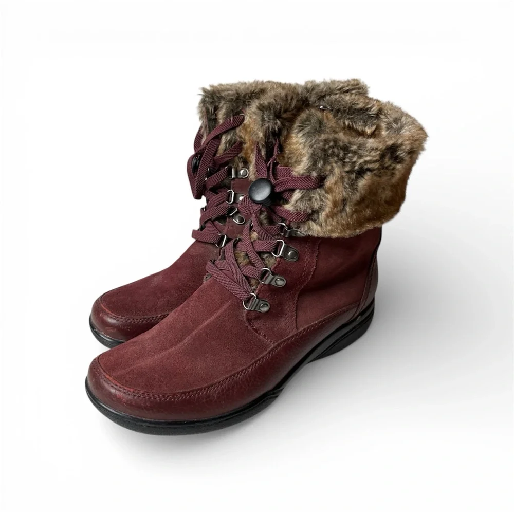Clark’s Kearns Ramsey Boots Women’s 9.5M Burgundy Leather Faux Fur Lace Up Warm